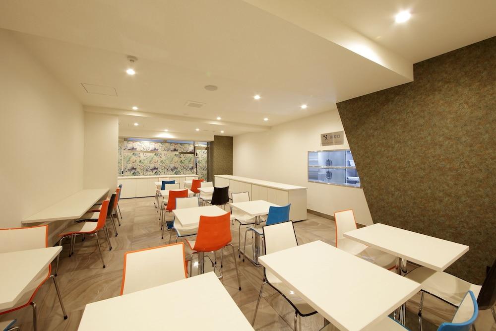 Sarasa Hotel Shinsaibashi Osaka Exterior photo